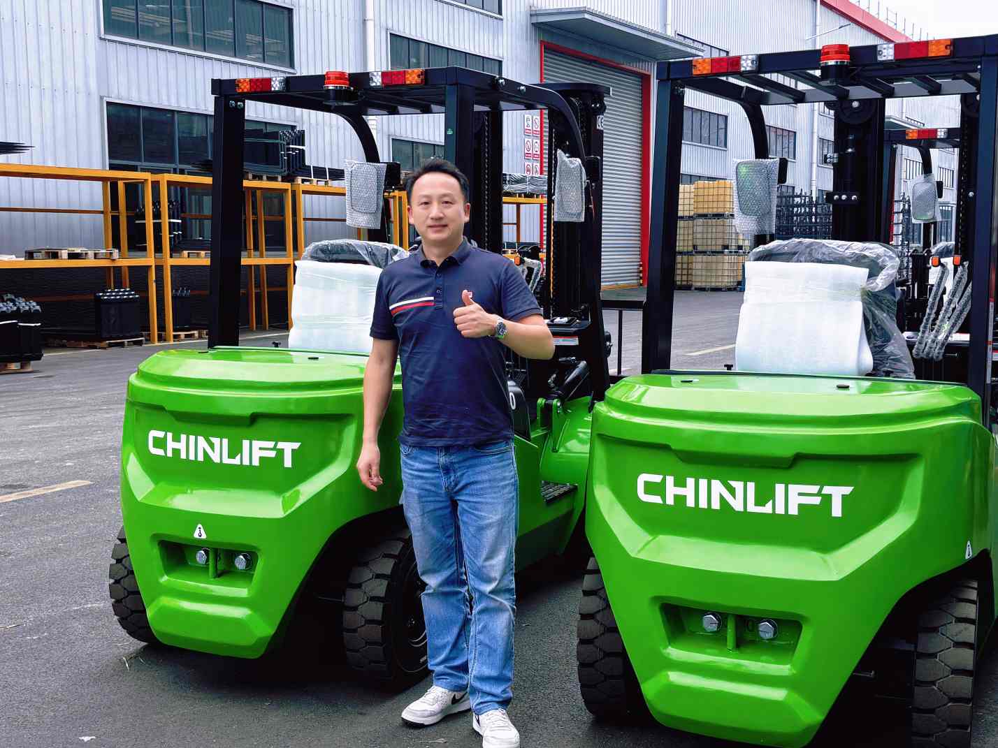 CHINLIFT Lithium-ion Forklifts Shipped in Bulk Abroad